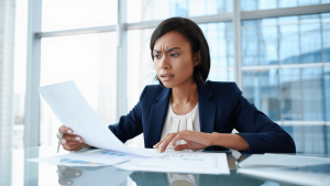 Clause d’earn-out : définition, fonctionnement, fiscalité et risques